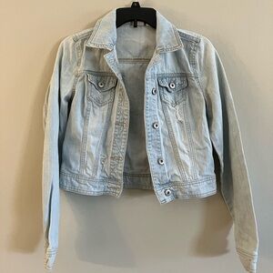 Light wash jean jacket